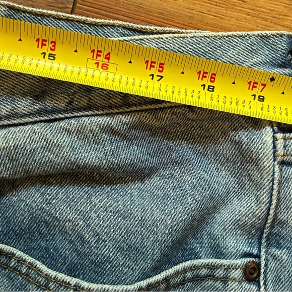 Vintage Lee Relaxed Fit Jeans 40x30 Light Wash USA Authentic 100% Cotton Denim - Picture 4 of 15